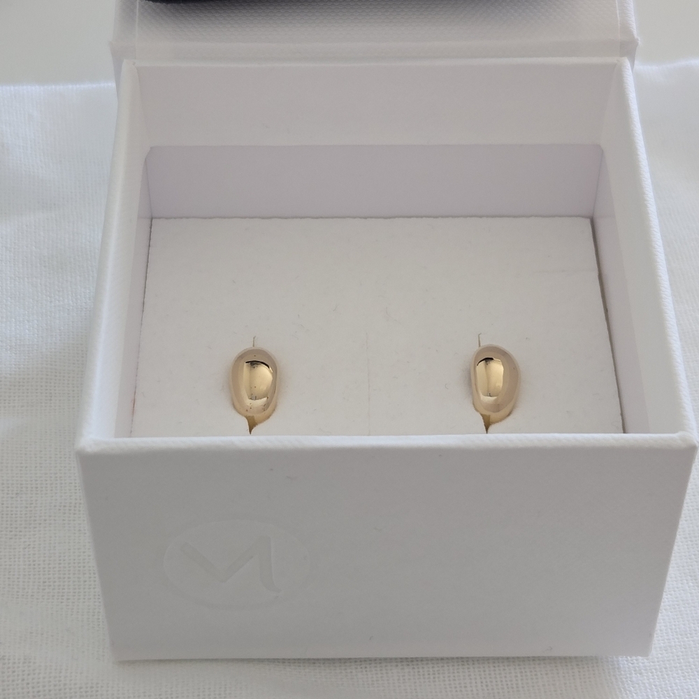 Mejuri Dôme Huggies - Gold